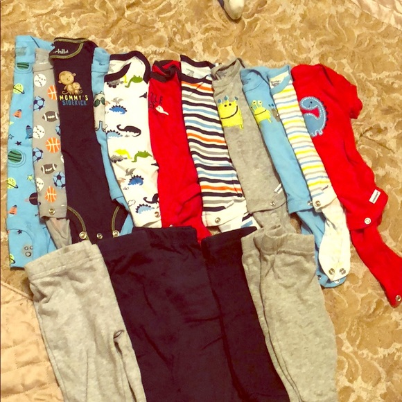 NB - 3 months onesie and pants bundle 💫⭐️ - Picture 1 of 2